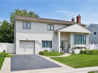 3441 Carey Ln, Baldwin, NY 11510