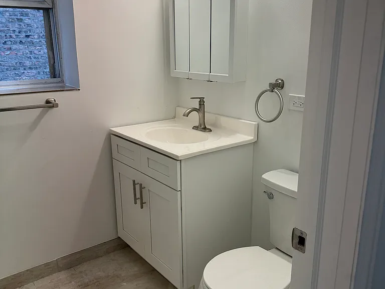 908 N Fairfield Ave #1 — Photo 15