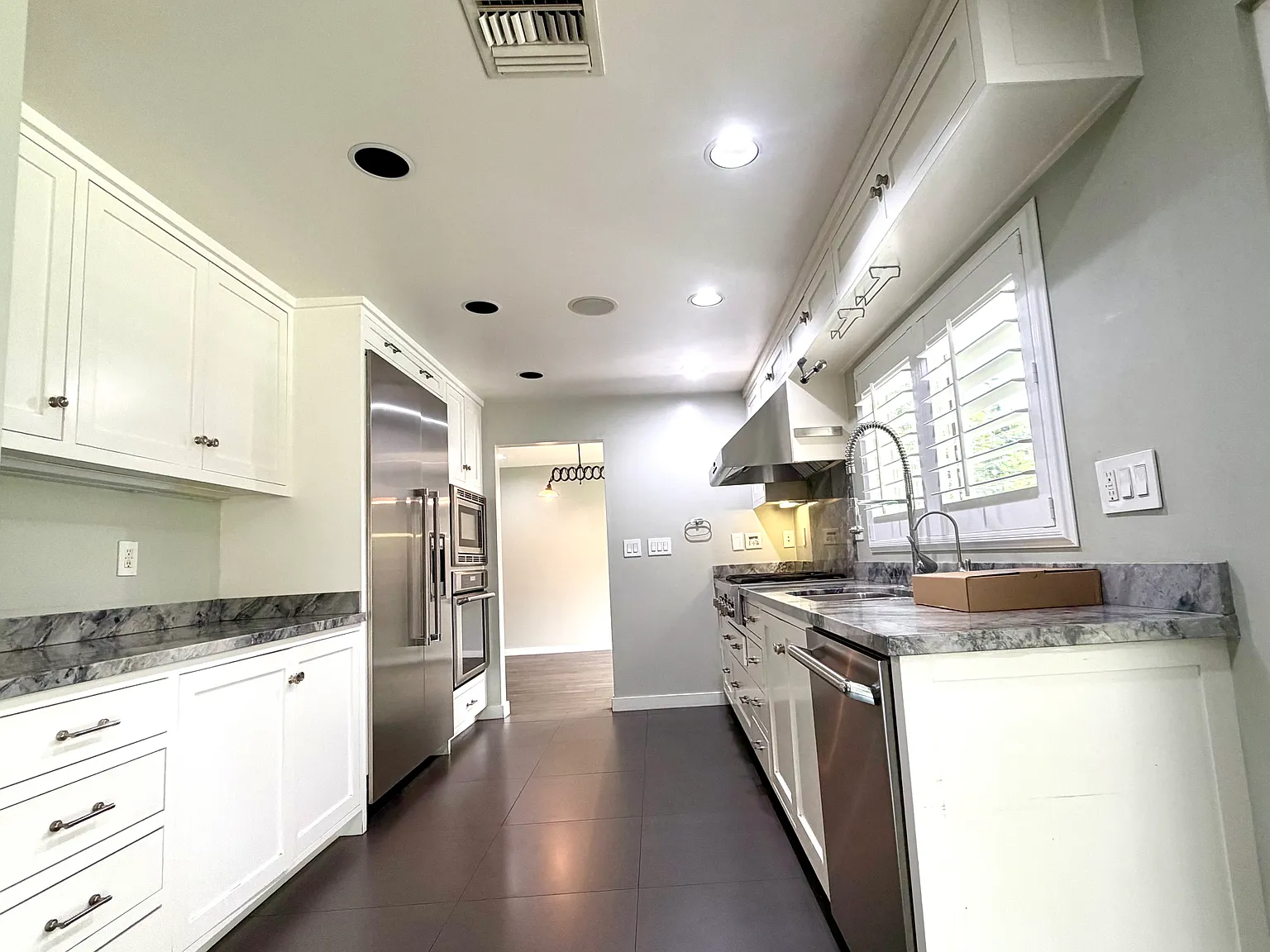 5 bed, 3214 sqft, $6,000 — Photo 3