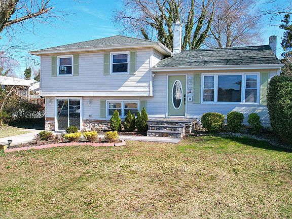 4th image of 123 Devon Rd