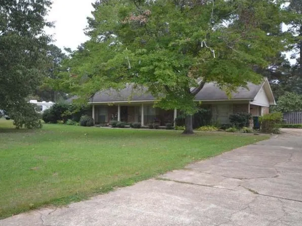 77 Sassafras Dr, Magnolia, AR 71753