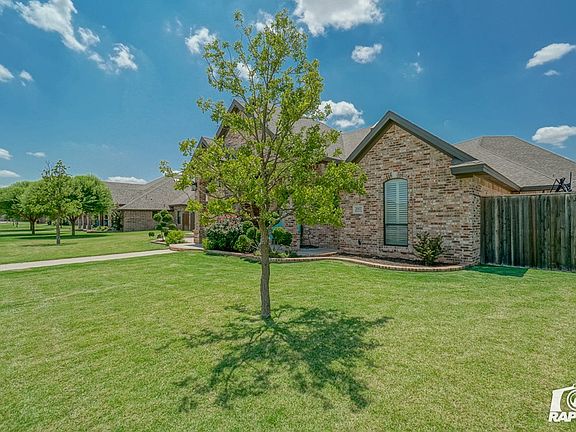 3rd image of 2017 Mosswood Dr