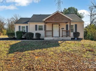 2831 Cowles Rd, Charlotte, NC 28208