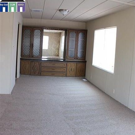 4th image of 77 Palm Dr