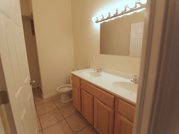 4th image of 1838 N 16th St Unit 1