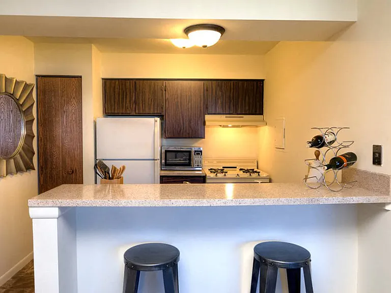 Breakfast Bar/Kitchen in Studio Floor Plan