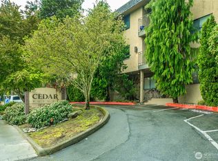 750 N 143rd St UNIT 212, Seattle, WA 98133