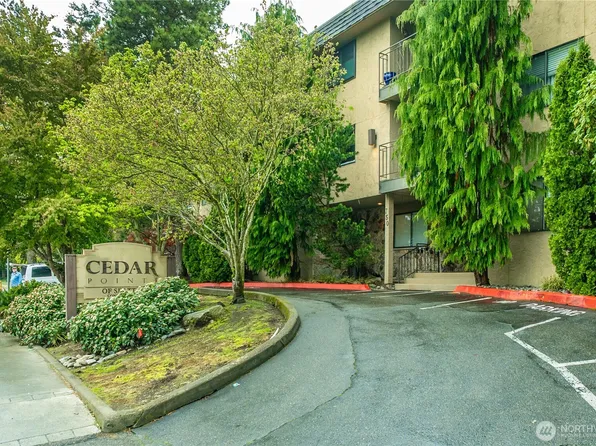 750 N 143rd Street #212, Seattle, WA 98133