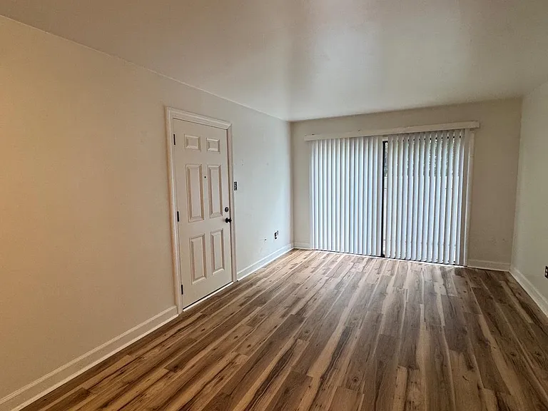 117 Berry St #3 — Photo 3