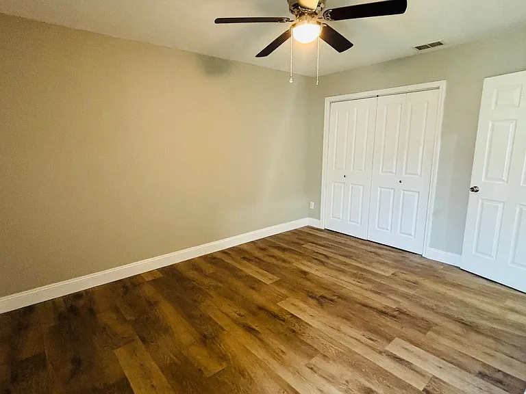 138 Bonnie Ln — Photo 29