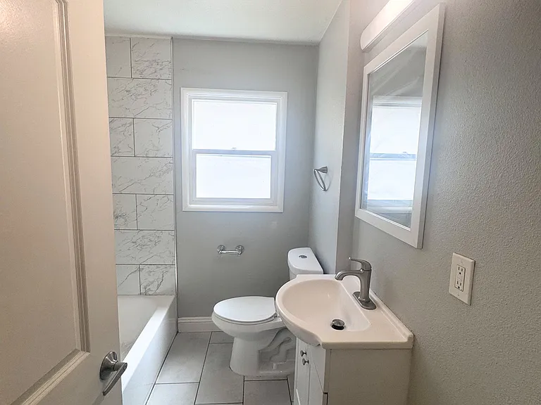 2235 Church St #B — Photo 8