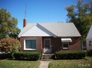 1332 N 4th St, Chillicothe, IL 61523