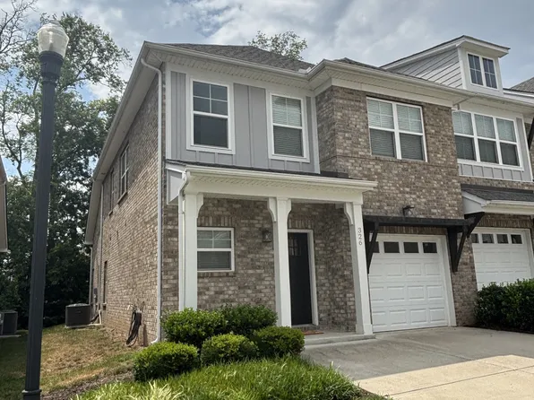 326 Banbury Dr, Gallatin, TN 37066