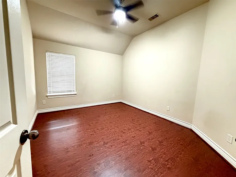 22015 Rustic Canyon Ln — Photo 20