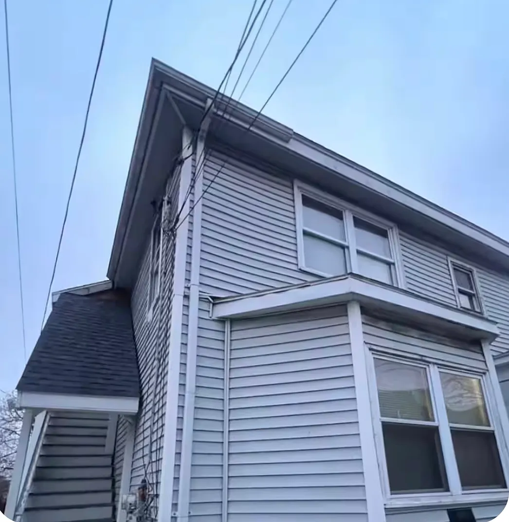 3 bed, 1000 sqft, $2,500 — Photo 1