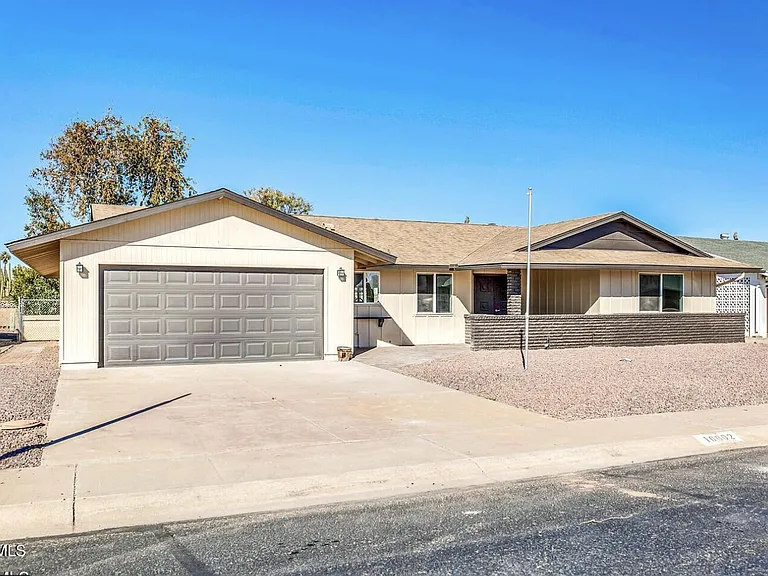 10602 W Cumberland Dr — Photo 7
