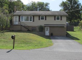 230 Hilltop View Way, Elizabethtown, PA 17022