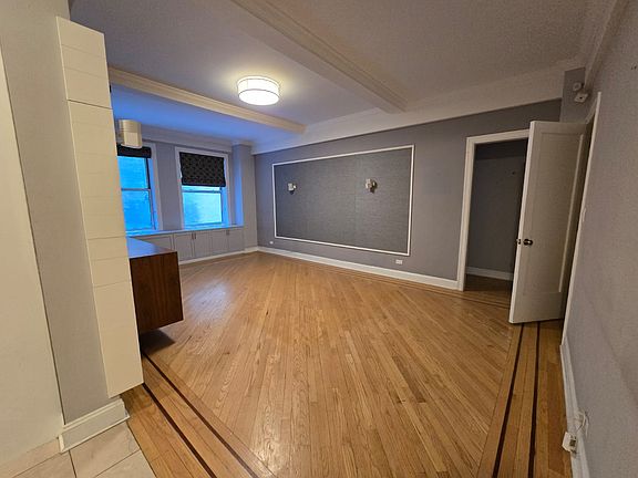5th image of 241 W 97th St APT 2L