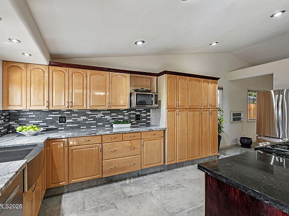 5th image of 4530 Noche Ln