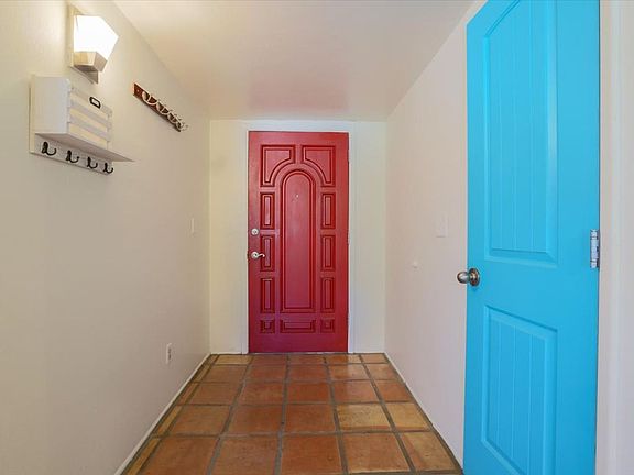 3rd image of 4550 N Harrison Rd