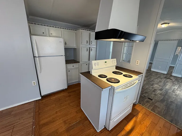 144 McFalls Rd #MAIN — Photo 2
