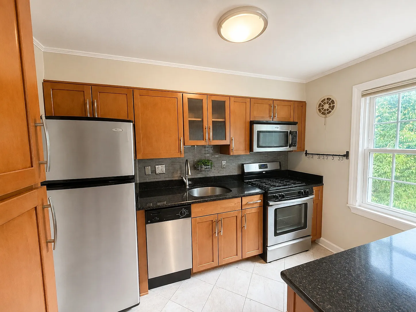 1 bed, 623 sqft, $1,775 — Photo 3