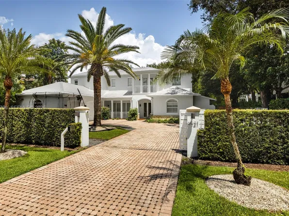 6021 SW 81st St, South Miami, FL 33143
