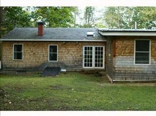 10 W Parker Rd, Kennebunk, ME 04043