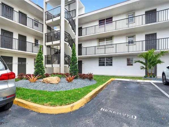 14175 SW 87th St #C-207, Miami, FL 33183