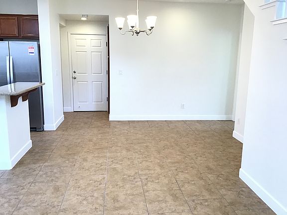 5th image of 1022 Marble Hills Cir