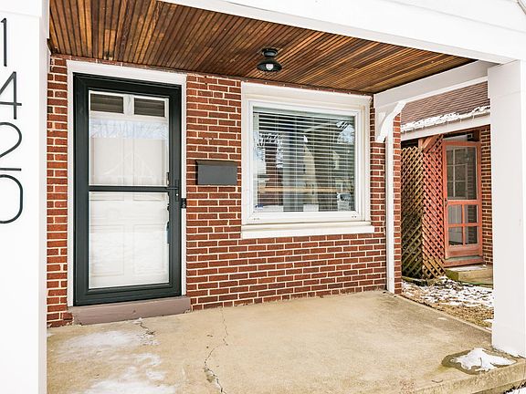3rd image of 1420 Doten Ave