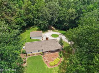 3708 Roberts Rd, Corryton, TN 37721