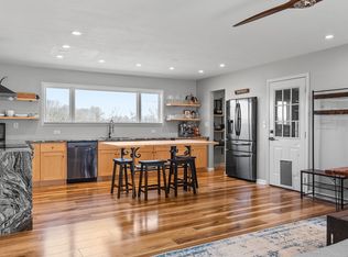 718 Barnesville Rd, Summertown, TN 38483