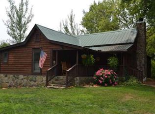 16 Winston Ln, Clayton, GA 30525