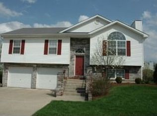 3824 S Woods Edge Rd, Columbia, MO 65203