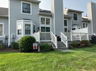 56 Cove Rd, Canandaigua, NY 14424