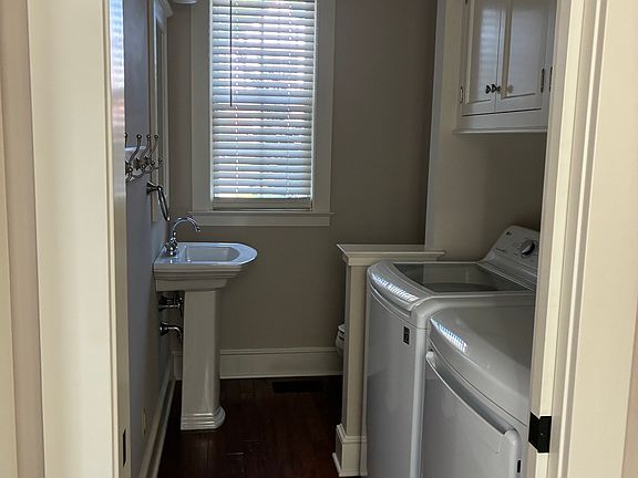 5th image of 415 Hill St #415