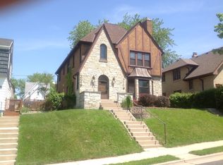 434 E Fremont Pl, Milwaukee, WI 53207