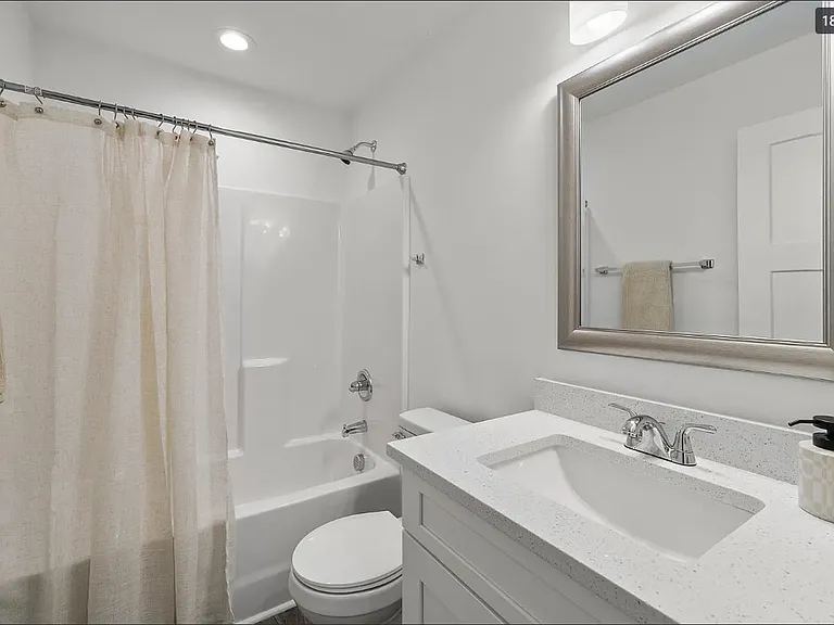 1007 Venice Blvd #A — Photo 18