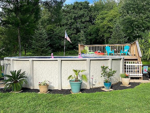 2nd image of 2296 Bixler Dr