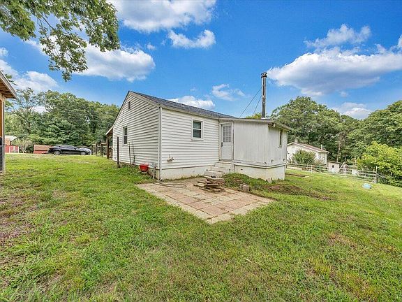 4th image of 4166 White Oak Dr