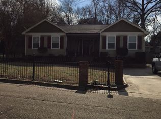 206 College St, Columbus, MS 39701