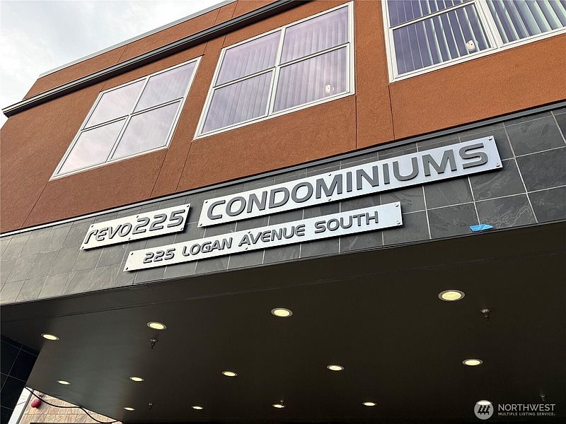 5th image of 225 Logan Avenue S #111