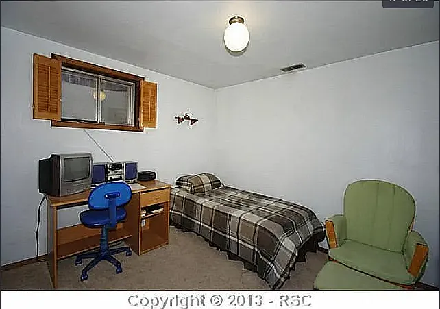 3819 S Midsummer Ln — Photo 11
