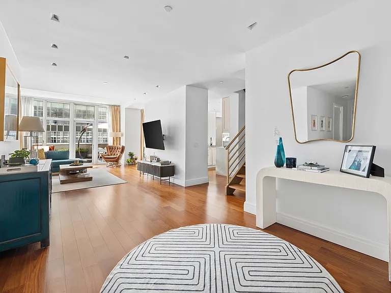 555 W 59th St #Townhouse 3C — Photo 1