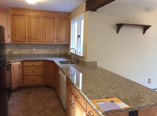 7 Tommys Ln, Brookfield, CT 06804