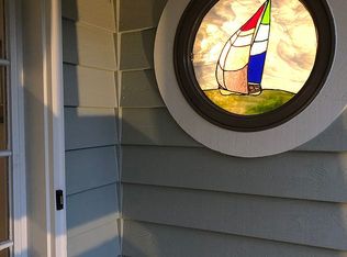 100 Mockernut Ln, Washington, NC 27889