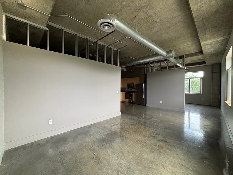 Vine Street Lofts — Photo 12
