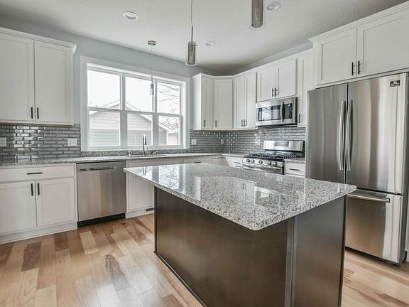 4th image of 3435 Humboldt Ave N