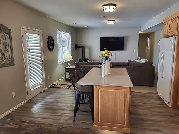1246 N 100 E #BASEMENT